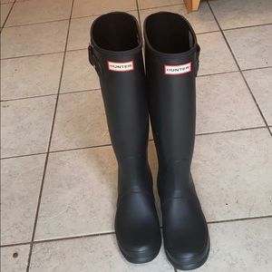 Black Rain Boots